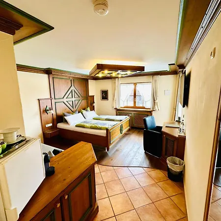 Gaestehaus Buehler Hotel 3*