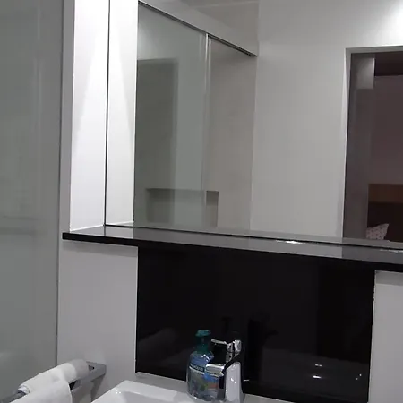 Gaestehaus Buehler מלון 3*