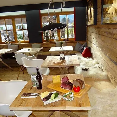 מלון Gaestehaus Buehler
