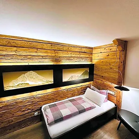Gaestehaus Buehler מלון 3*