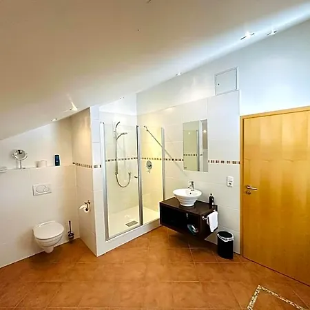 Gaestehaus Buehler 3* אוברסטדורף