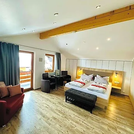 מלון Gaestehaus Buehler 3*