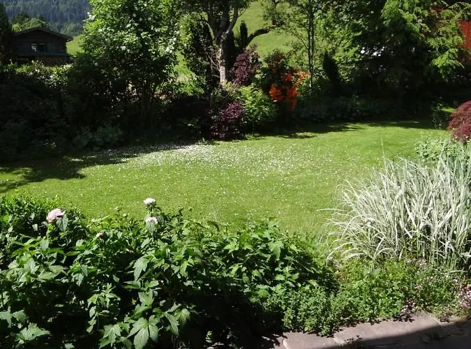 Gaestehaus Buehler מלון 3*