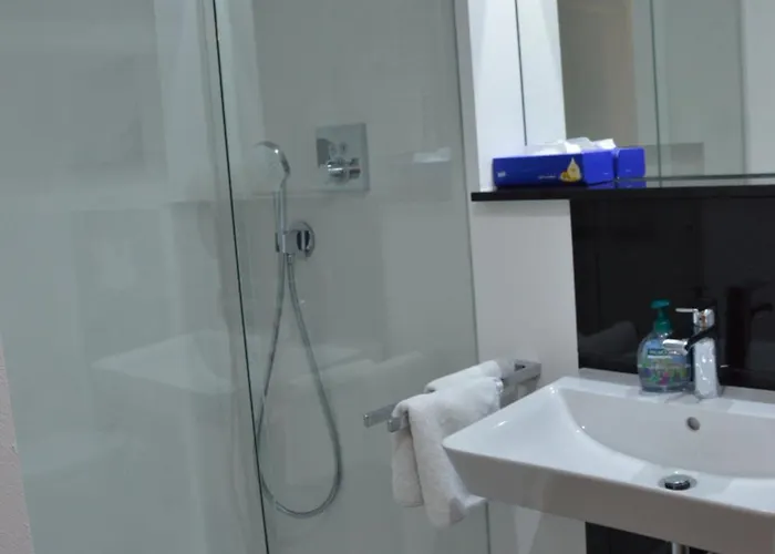 Gaestehaus Buehler מלון 3*