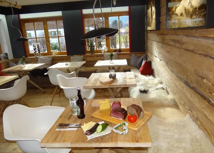 Gaestehaus Buehler מלון